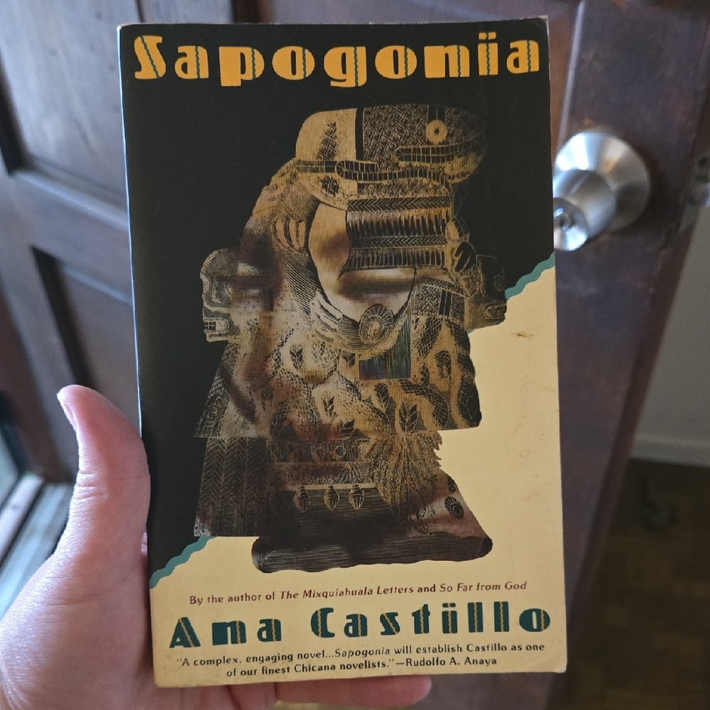 Sapogonia by Ana Castillo Paperback